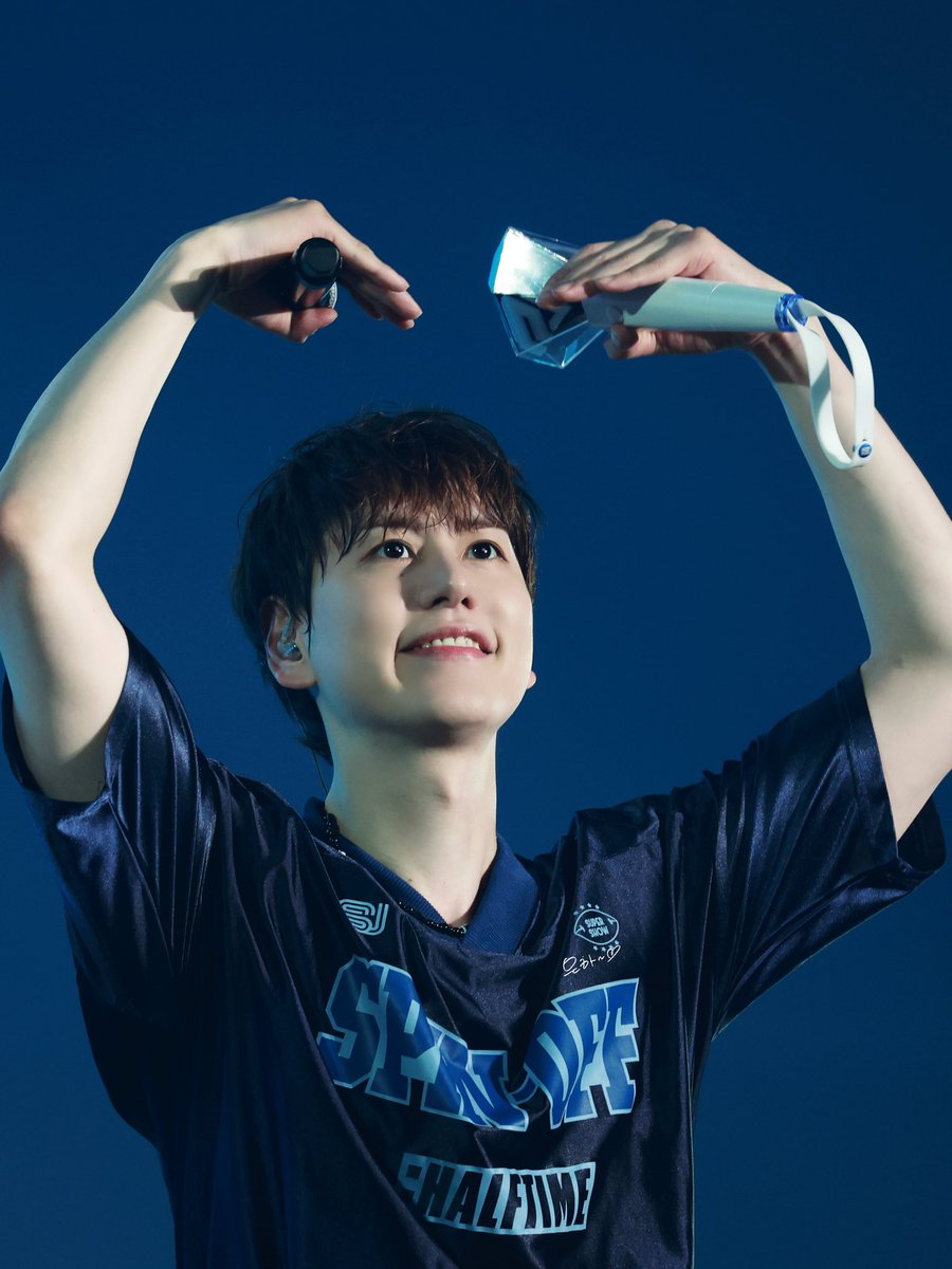 haru_upup's tweet photo. 240623 규현

잘한다잘했어!!!
🩷💜💙

#규현 #슈퍼주니어 #KYUHYUN #SUPERJUNIOR #圭贤 #キュヒョン https://t.co/XunBezSpN6