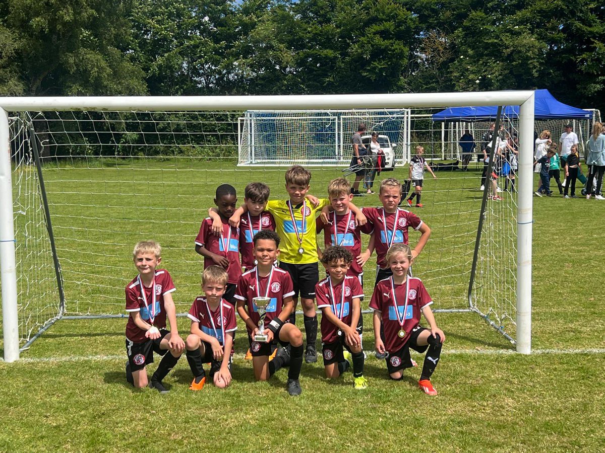 🏆 WINNERS 🏆

Congratulations to Ash, Dave, Matt and our Under 8’s - WINNERS of the Wye Juniors tournament yesterday

With thanks to Wye Juniors FC for a great tournament