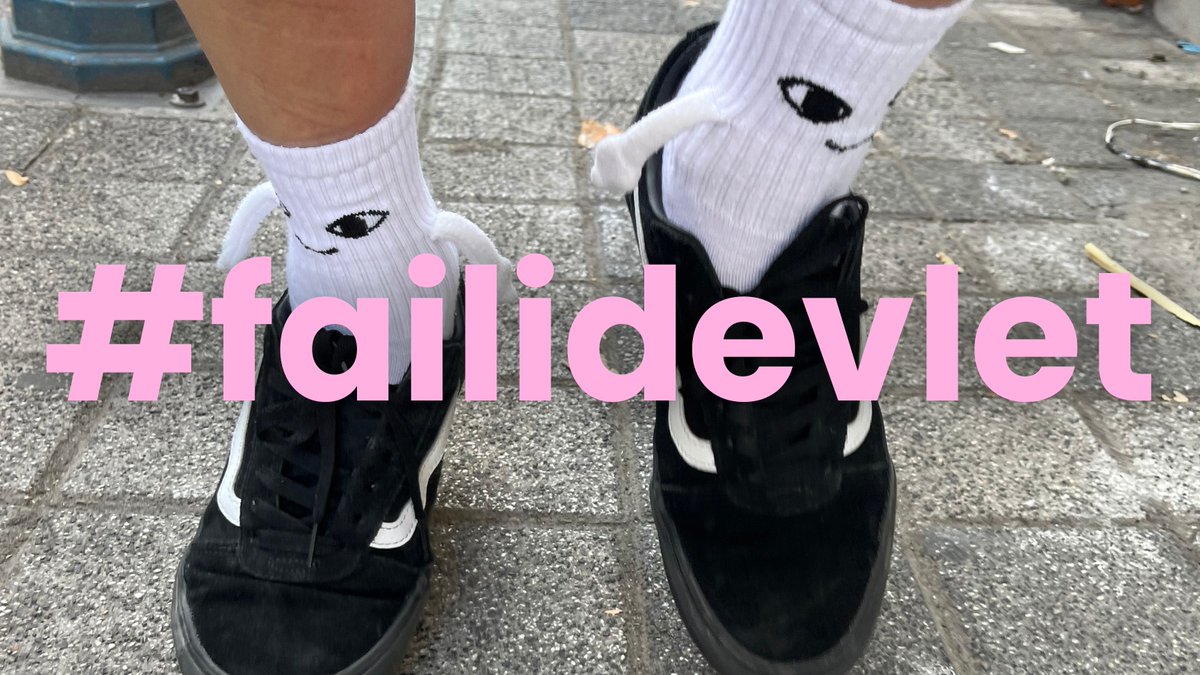 10. Trans Onur Yürüyüşü Günü’nde yürüyoruz lubunya! Tüm sokaklardayız! Sen de yürü, adımlarını çek, yürüyüşünü çek, endamını çek! fotoğraf ve videolarını #failidevlet etiketiyle paylaş bizi de tag’lemeyi unutma!