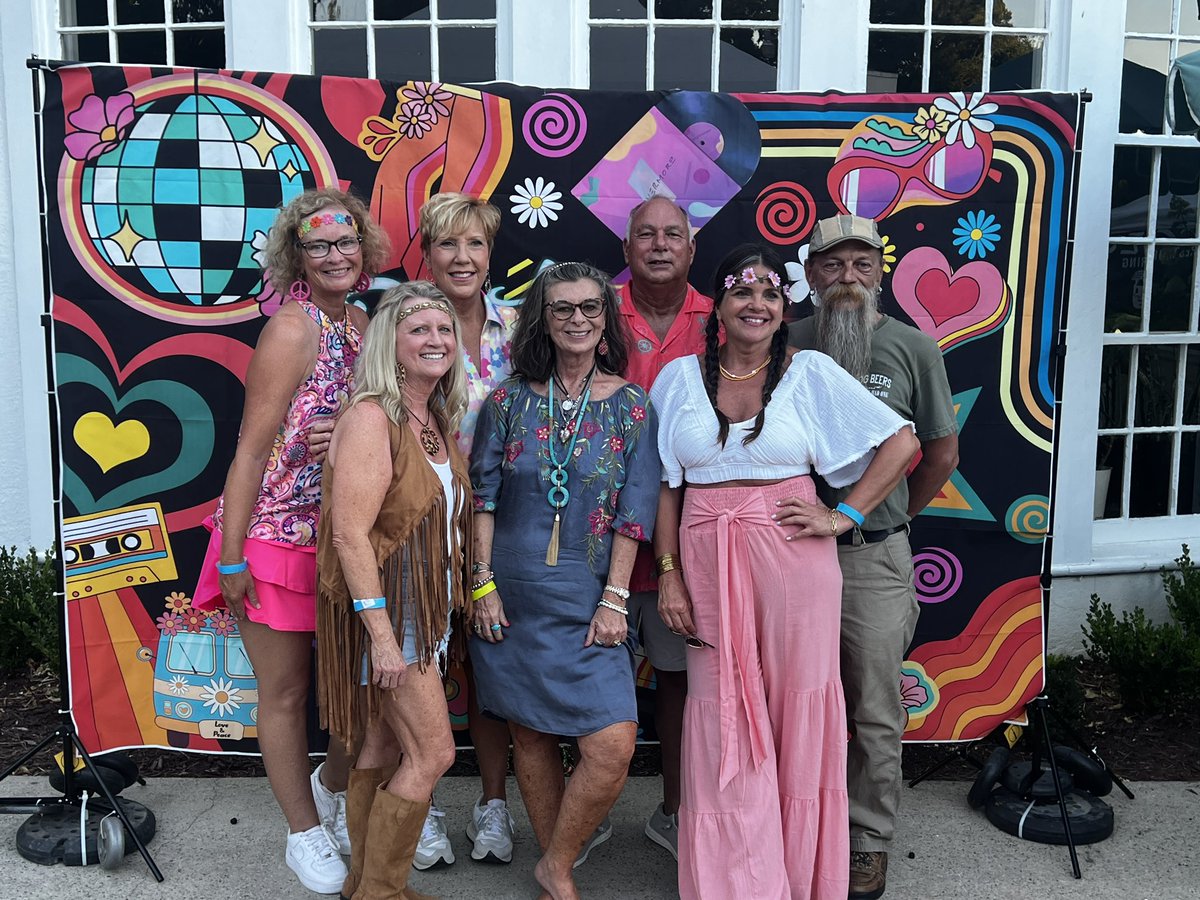 Christy Jones tweet media