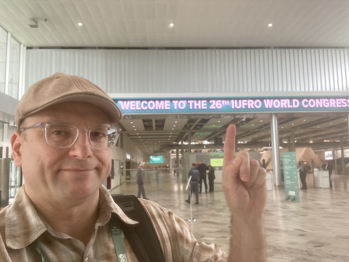 DovciakLab's tweet photo. Excited to learn, network, &amp; talk about my lab’s research @IUFRO 2024 in Stockholm! If you are here &amp; interested in forest dynamics &amp; plant communities along elevation gradients come say hi or see my talk on Friday am @sunyesf @SUNY @JordonTourville @WasonLab @biobibi  @MRZarfos https://t.co/vtmHvljzzz