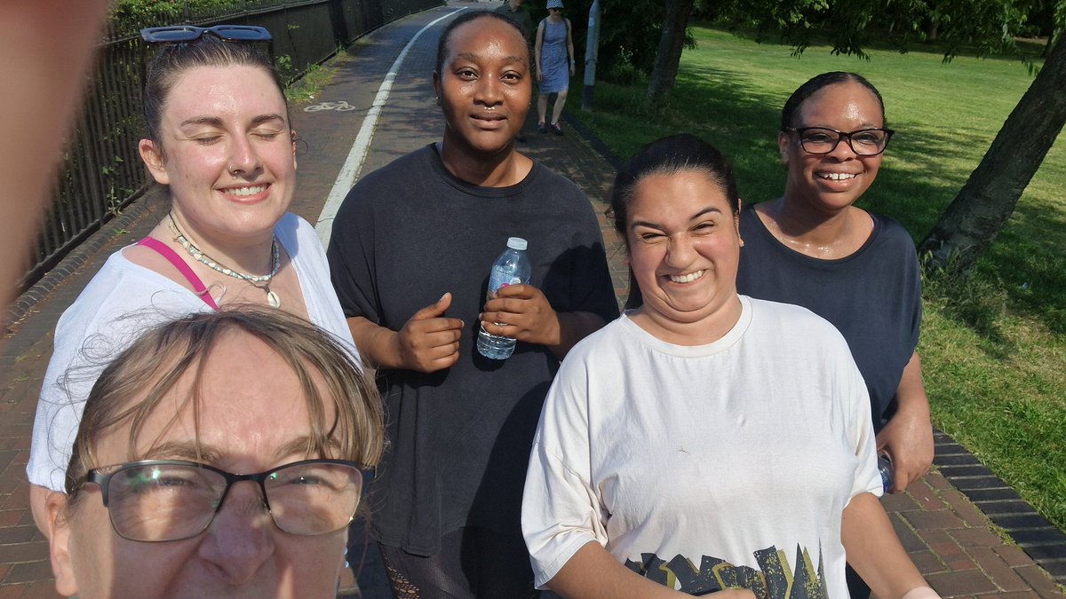 So proud of these ladies. Their longest run yet and totally unplanned.
Well done 🏃‍♂️💪 <a href="/FloreatWands/">Floreat Wandsworth Primary & Nursery</a>