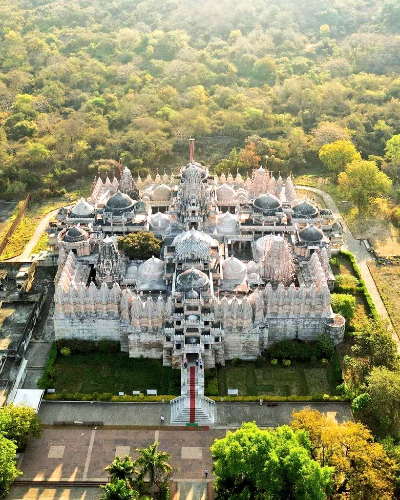 Jainismrevival's tweet image. #SundayQuiz

Guess this gorgeous #Temple?
Which state does it belong to?