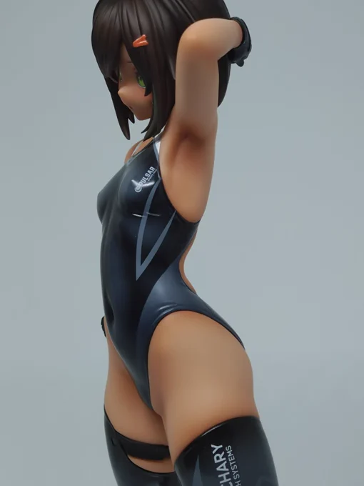 褐色競泳水着銃器といろいろ刺さるフィギュアが届きました 
