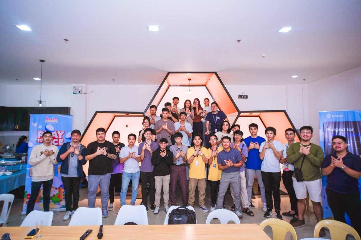 Bicol Blockchain Community 🌶 tweet media