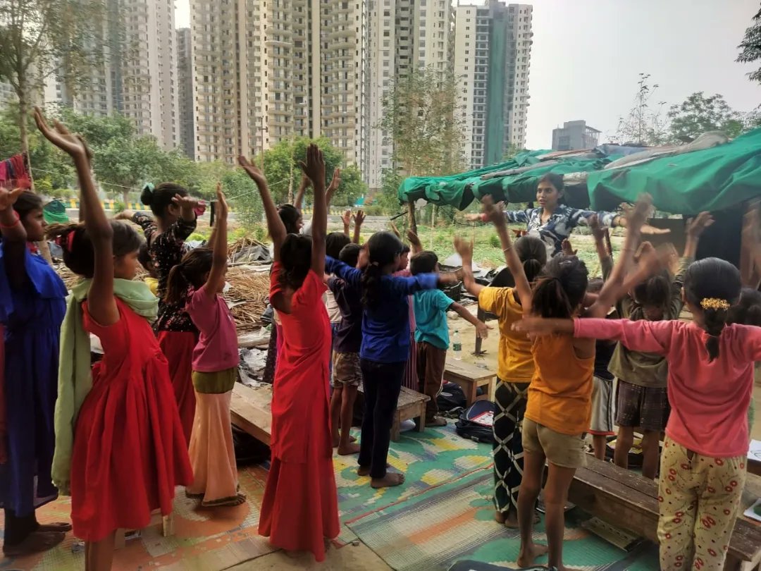 challengersgut's tweet photo. Our #Enthusiastic Students of Challengers Ki Pathshala, Center-107, Noida started their classes by some #Warm_up and #Creativity. 🙌📚✍️
#BackToPathshala #education #littlelearners #learningisfun #learning #Challengers_Ki_Pathshala #Team @challengersgut https://t.co/Pc8isga0tw