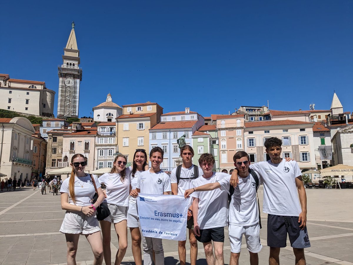 Lycée Jean Baylet tweet media