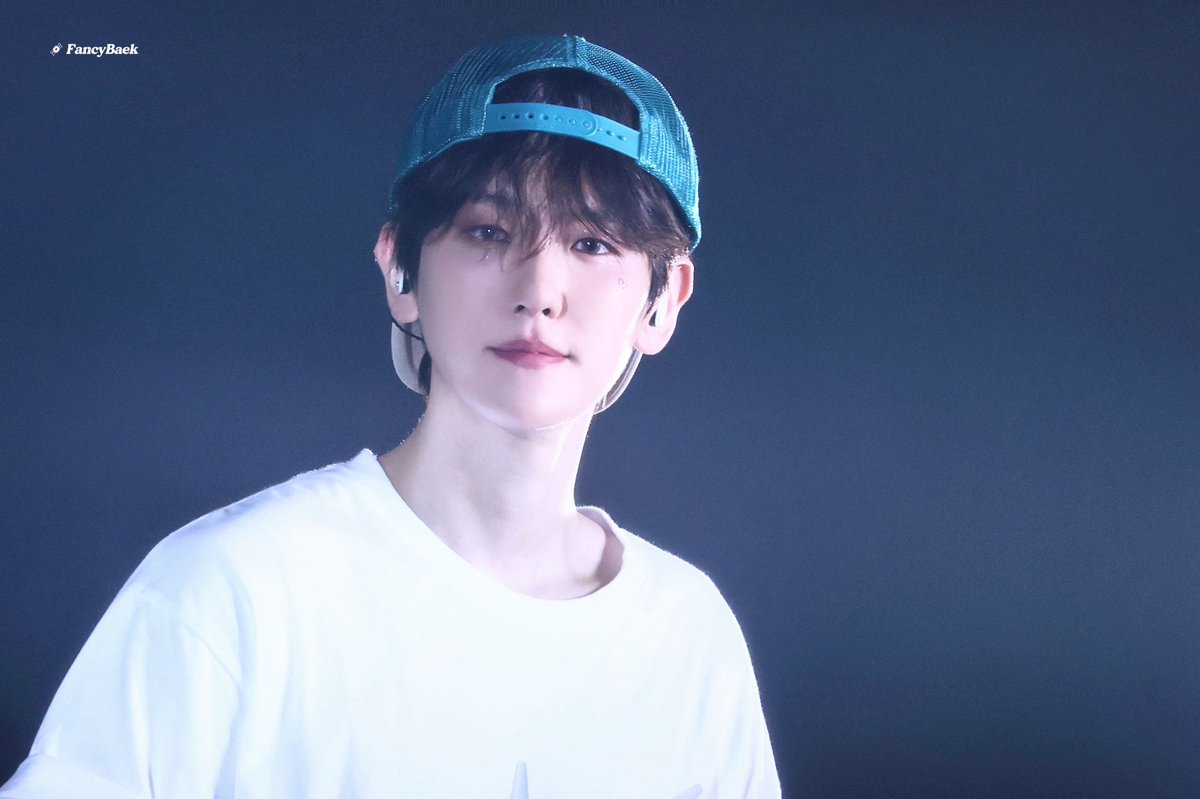 FancyBaek tweet media