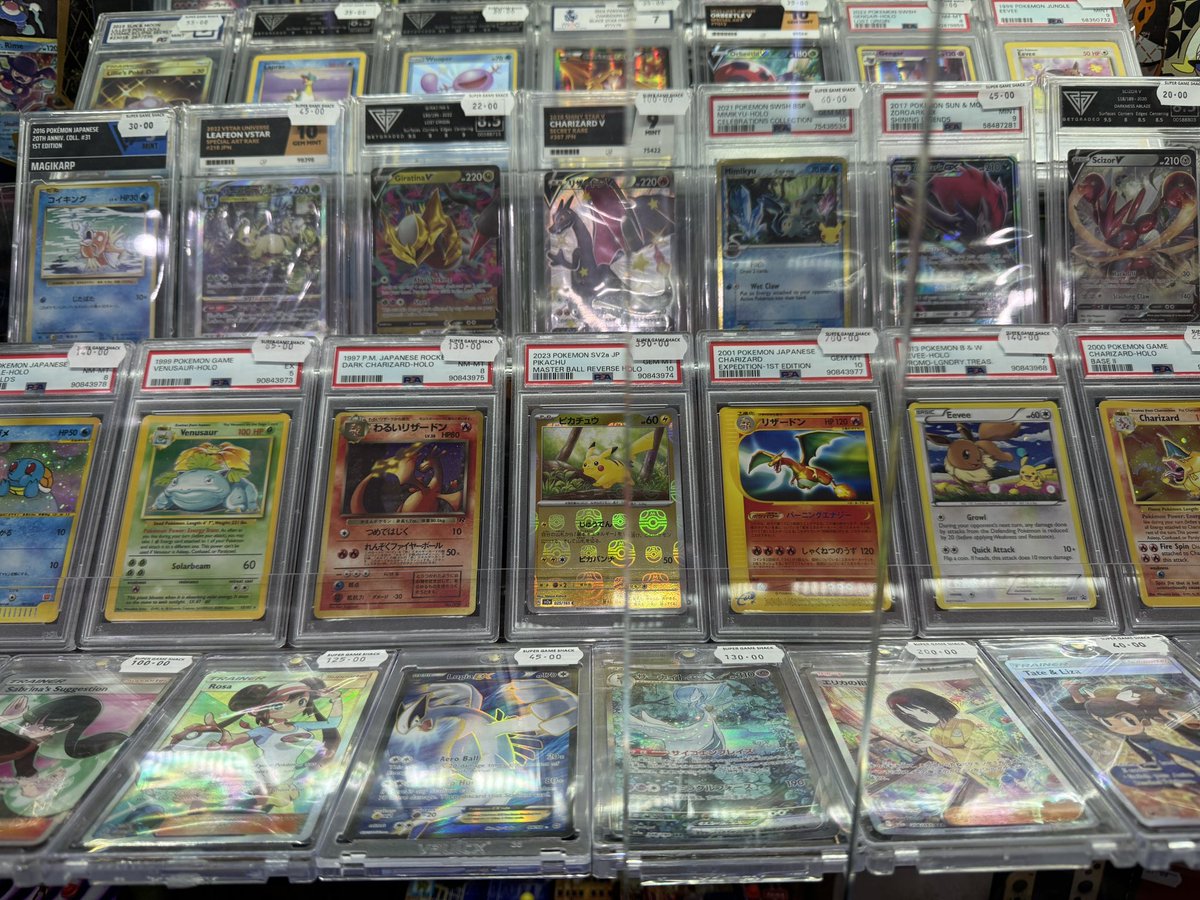 Popped into Super Game Shack while in Leicester. Didn’t spot any Evercade, but plenty of other retro goodness, from Gameboy to Doctor Who. Also spotted a £700 Pokémon card 😵 Well worth a visit if you’re ever in the area.