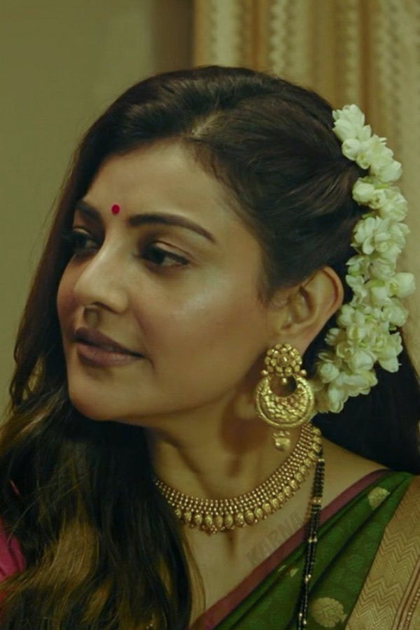 fantasypooja's tweet photo. Amma : re picchoda, father day celebration ante father ki cake tinpiyali..tu enti bedroom pada, ninnu pregnant cheyali antunav ?

Son : nuvu malli pregnant aitene,  ninu father ainattu, fathers day celebrate chesinnattu, kada Amma !

Demand wrong Aina, logic correct ani opukona🤭 https://t.co/8URM4RSvTV