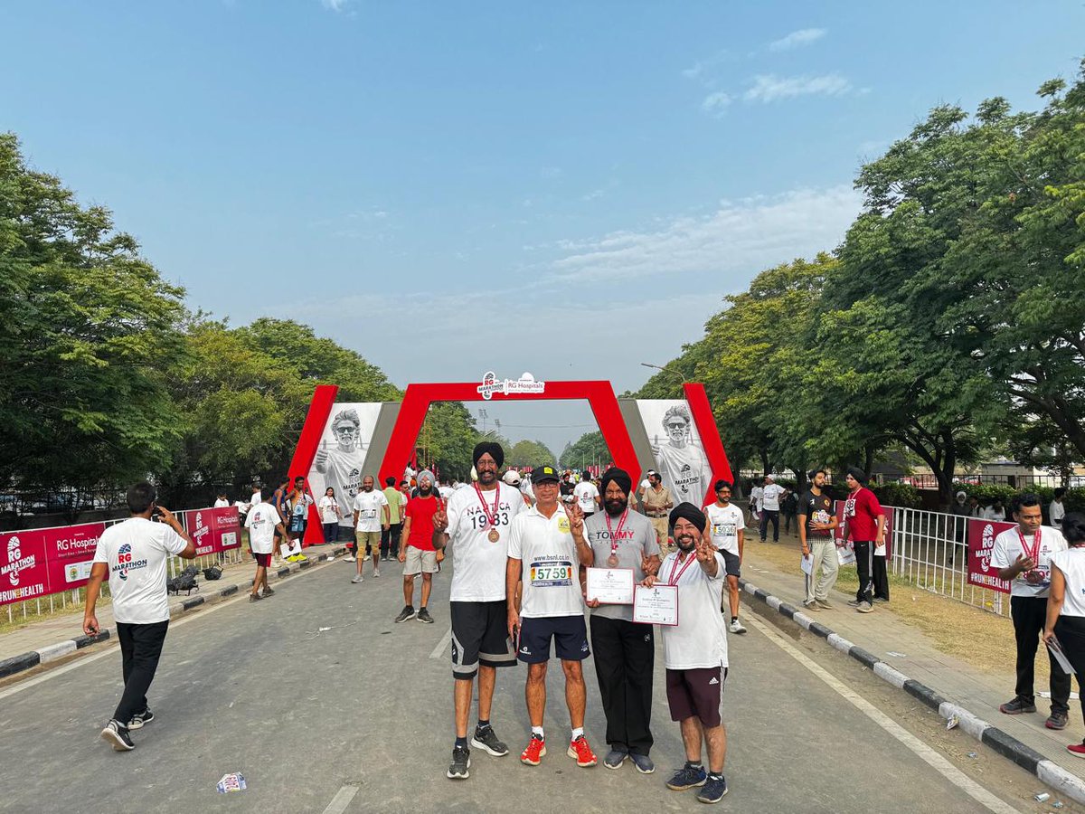 Arvind_P_Dahiya's tweet photo. Had an amazing experience of RG Marathon at PAU Ludhiana . It also revived the stories of the prestigious Punjab Agriculture University told by my father who graduated from the same in 1964.
#RGhospitals #RGmarathon #MilindSoman
#BSNL
#rohtakrunners https://t.co/4yM9wbzTZA