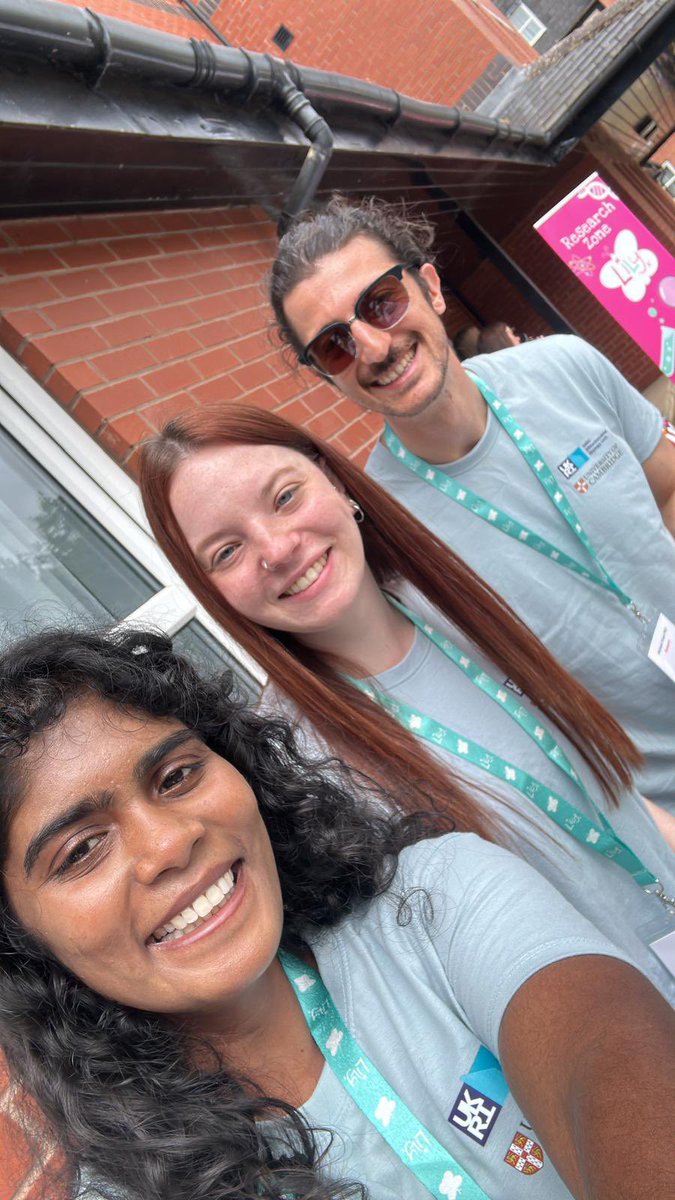 It’s the <a href="/4Lilyfoundation/">The Lily Foundation</a> family weekend &amp; after a great clinical day yesterday, today it’s time for some science in the research zone! A few of our <a href="/MRC_MBU/">MRC MBU</a> researchers <a href="/mkfrison92/">Michele Frison. follow me on BlueSky</a> <a href="/theiaspra/">Eleni Theiaspra</a> &amp; Rajini are getting stuck in, in the sunshine! ☀️ <a href="/MBU_postdocs/">MRC MBU Postdocs</a> <a href="/HorvathLab/">Horvath Lab</a> <a href="/Jellevda/">Jelle van den Ameele</a>