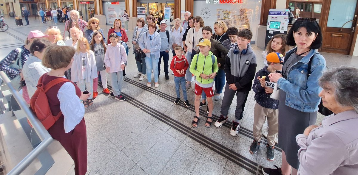 Alors que l'#Ukraine reste au cœur de nos pensées et a plus que jamais besoin de notre soutien, un dimanche de partage et de solidarité en #Normandie avec les réfugiés ukrainiens du Sud 92 

 #Rouen

#Antony #BourglaReine #Sceaux #IledeFrance