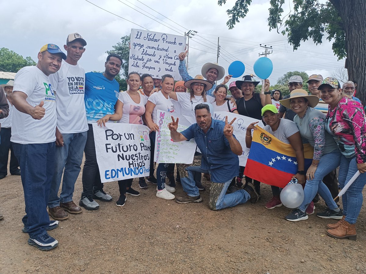 #ElMomento #23jun Desde las #peñitas estado #Aragua realizamos una gran cabalgata en apoyo al liderazgo de <a href="/MariaCorinaYA/">María Corina Machado</a> y la candidatura de <a href="/EdmundoGU/">Edmundo González</a>  porque todos unidos somos <a href="/ConVzlaComando/">Comando ConVzla</a> avanzando por la #libertad del país #vamosAGanar