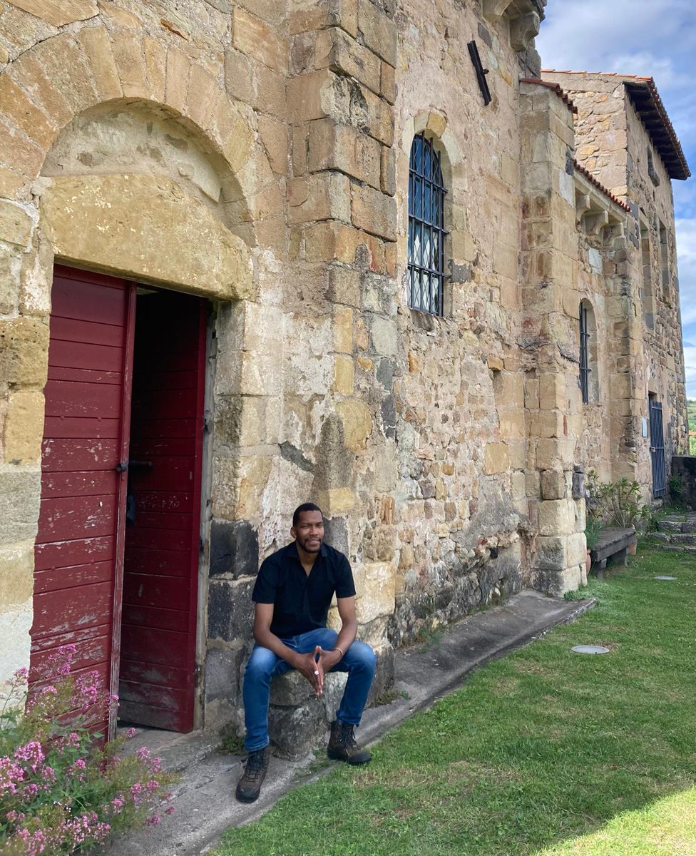 Thanks to all who attended my troubadour-inspired "Haunted Auvergne" show at the #Castle of Marchidial.

As one writer once said: "Among the Auvergnats a host of tales and legends has grown up...each attributed to some #occult power."

@auvergne

#VisitAuvergne #folklore #france