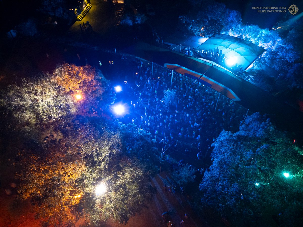 boomfestivalHQ's tweet photo. The full moon has been watching over @‌boomland. Follow the pictures of Being Gathering in the gallery https://t.co/F5WPviuseU  #Boomland #BeingGathering #Generosity #SummerSolstice2024 https://t.co/gc56rQLf3N