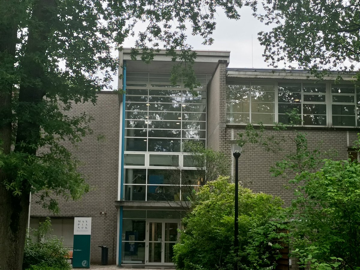YUHAN (@yuhan_luo97) on Twitter photo Really grateful to have an opportunity to join the <a href="/MedalLinguist/">MEDAL @medallinguist.bsky.social</a> experimental linguistics summer school in Nijmegen. Nice workshops and plenary speech.<a href="/MPI_NL/">MaxPlanck-Psycholinguistics</a> Really grateful to have an opportunity to join the <a href="/MedalLinguist/">MEDAL @medallinguist.bsky.social</a> experimental linguistics summer school in Nijmegen. Nice workshops and plenary speech.<a href="/MPI_NL/">MaxPlanck-Psycholinguistics</a>