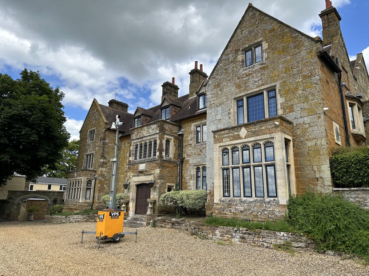 ActiveWashrooms's tweet image. We not only get to see some absolutely stunning places on our travels but we also get to service them as well. This one really was beautiful. #newcustomer #onourtravels #statelyhome #washroom #hygiene #workplacehygiene #ecofriendly #leadingtheway #activewashrooms