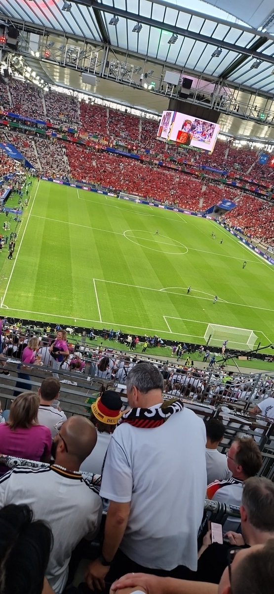 Abfahrt! #EM24 #GERSUI