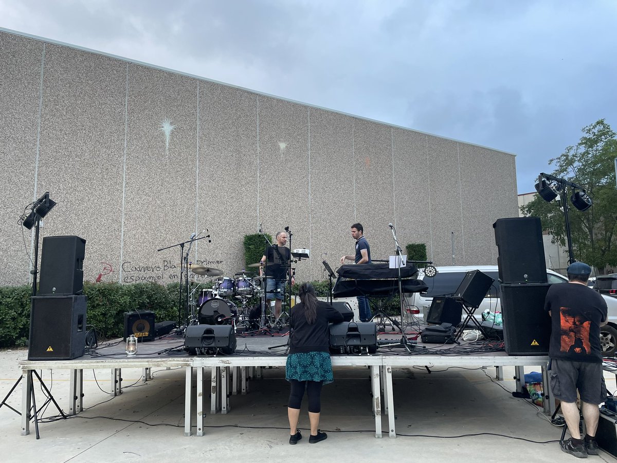 Tot a punt!! Ens veiem dos quarts d’onze a Sant Pere de Riudebitlles!