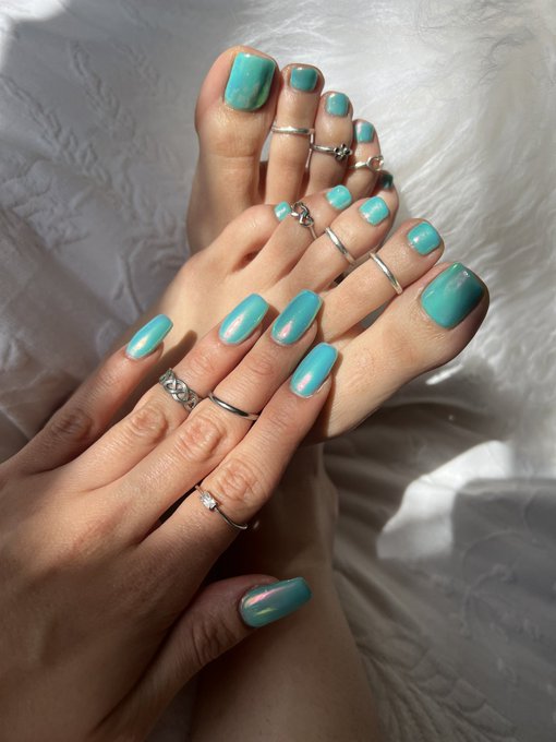 2 pic. Been a minute 🥹🩵 https://t.co/I2486hjhZx<a href="/tag/pedicure"class="tags"><span>#pedicure</span></a>