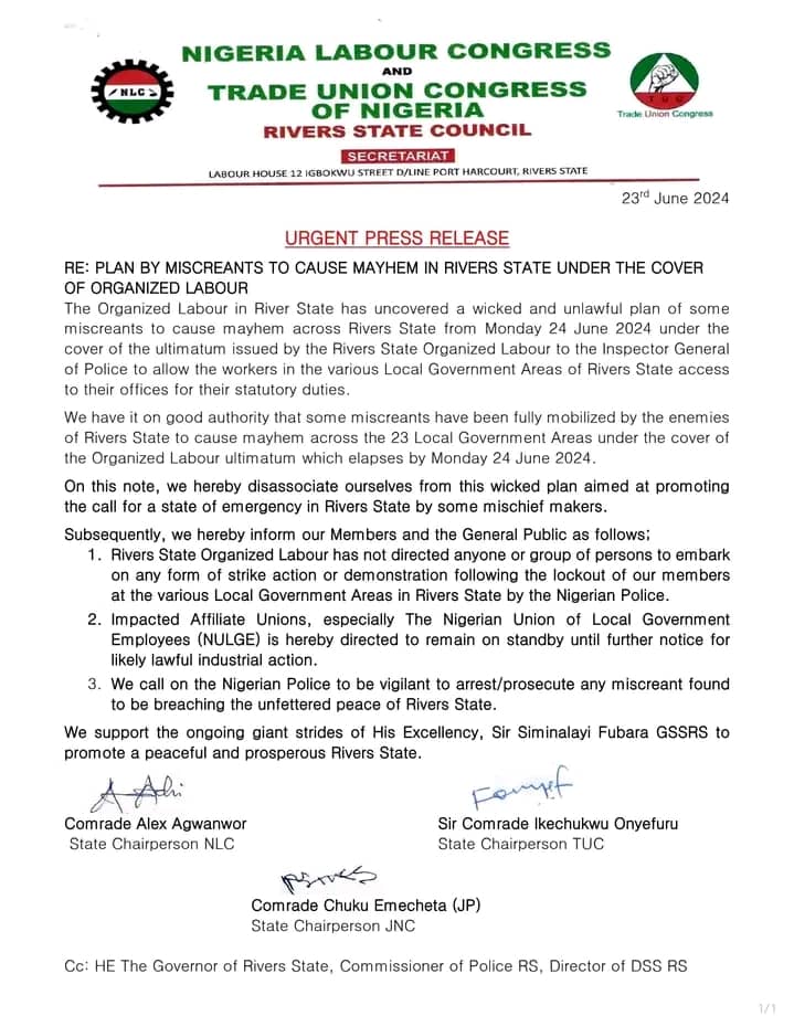 JackmayV's tweet photo. @NLCHeadquarters and @The_TUC Rivers State chapter disassociate herself from the purported protest, ask the @PoliceNG to arrest and proscute anyone seen around the LGA premises. https://t.co/jgdarDGQmI