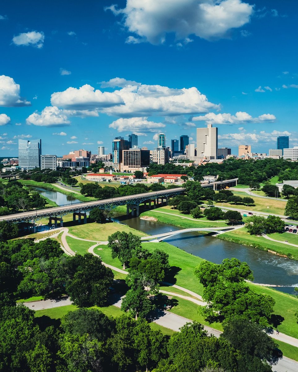 VisitFortWorth's tweet image. Another beautiful Sunday in Fort Worth! ☀️

📸: @katebranning