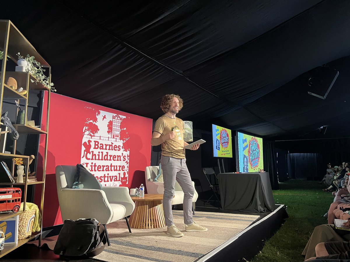 RPPS_Library's tweet image. Brilliant start this morning with @greg_jenner @WalkerBooksUK @kidslitfest Funny, fact-filled &amp;amp; looking forward to having the series in @RPPS_Library The #CorpseTalk graphic novel about #explorers is very popular.

Loved seeing #JudithKerr tribute at the lovely @barnesbookshop ❤️