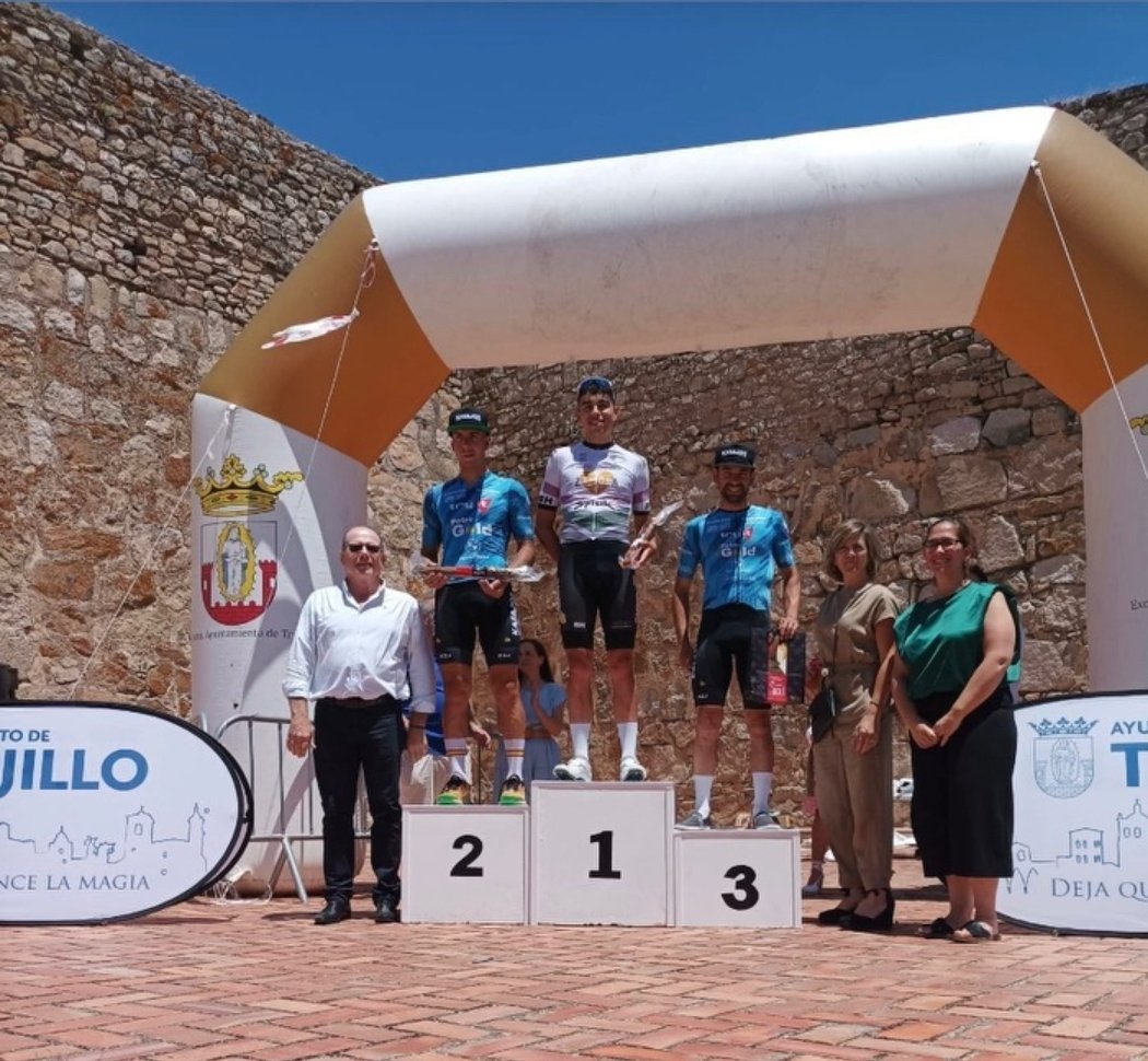Zamora Enamora Cycling Team tweet media