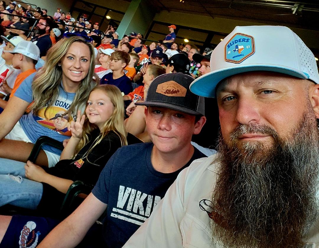Ashley Pierce (@ashleypiercetx) on Twitter photo Hang out at the Juice Box with the Fam watching one of Matt's previous <a href="/stsliders/">South Texas Sliders</a> players, Jordan Westburg. Hang out at the Juice Box with the Fam watching one of Matt's previous <a href="/stsliders/">South Texas Sliders</a> players, Jordan Westburg.