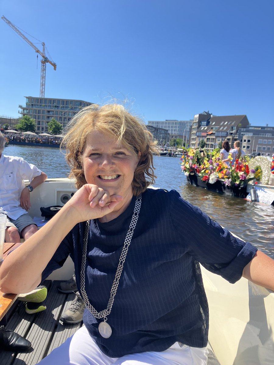 MarjaVanBijsterveldt (@vanbijsterveldt) on Twitter photo Weer een schitterende editie van het <a href="/VarendCorso/">Varend Corso</a> !
Dank aan de organisatie, vele vrijwilligers, deelnemers, sponsors voor het mogelijk maken van dit jaarlijkse prachtige evenement!
๐บ ๐ ๐ถ Weer een schitterende editie van het <a href="/VarendCorso/">Varend Corso</a> !
Dank aan de organisatie, vele vrijwilligers, deelnemers, sponsors voor het mogelijk maken van dit jaarlijkse prachtige evenement!
๐บ ๐ ๐ถ