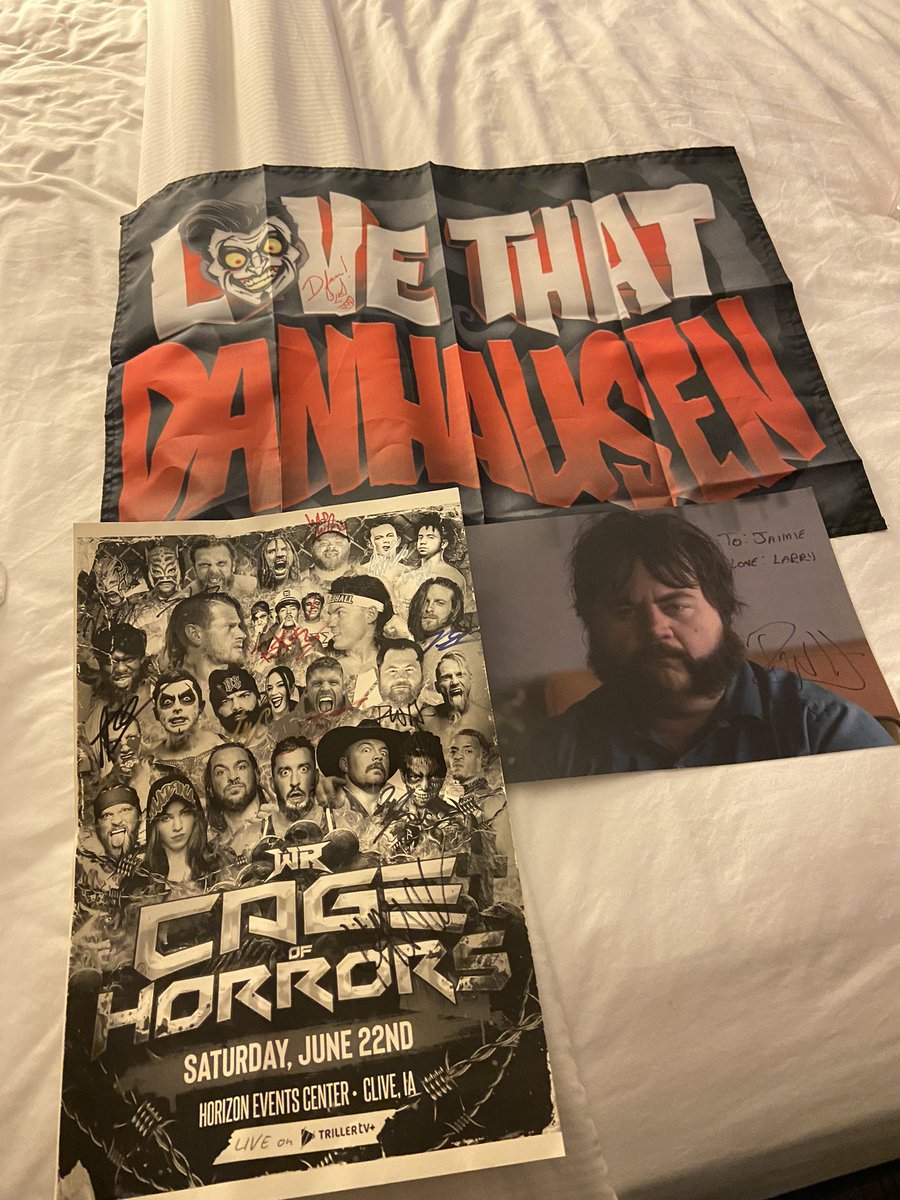 bingenerd4812's tweet image. What a great night at @PWRevolver for cage of horrors. Wish I could share more pictures besides 4 but honestly this was one of the greatest shows I’ve been to!! #WrestlingRevolver #CliveIowa #CageOfHorrors