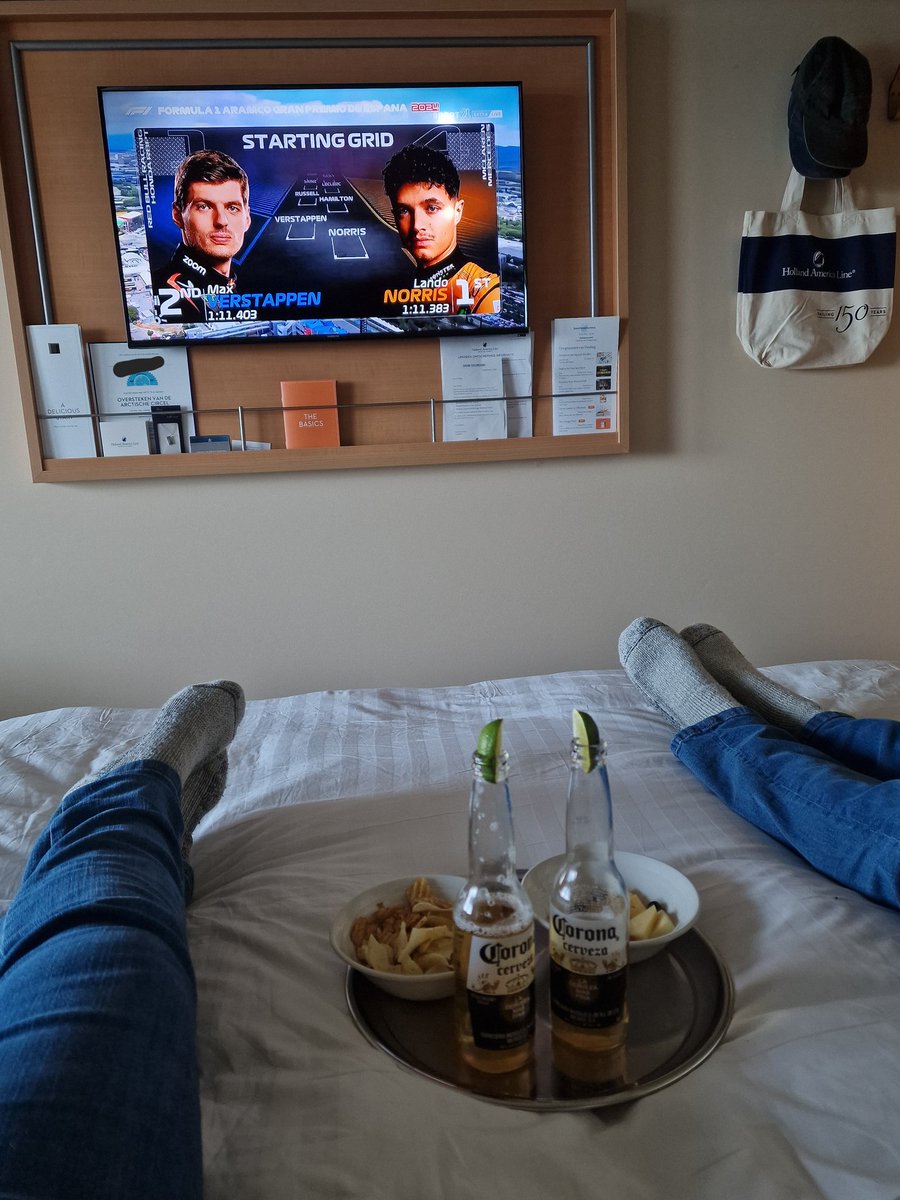 Wij zijn/liggen er klaar voor! 🤣
Hup <a href="/MaxVerstappen/">Max Verstappen</a> Hup

#HollandAmericaLine

#MySport24