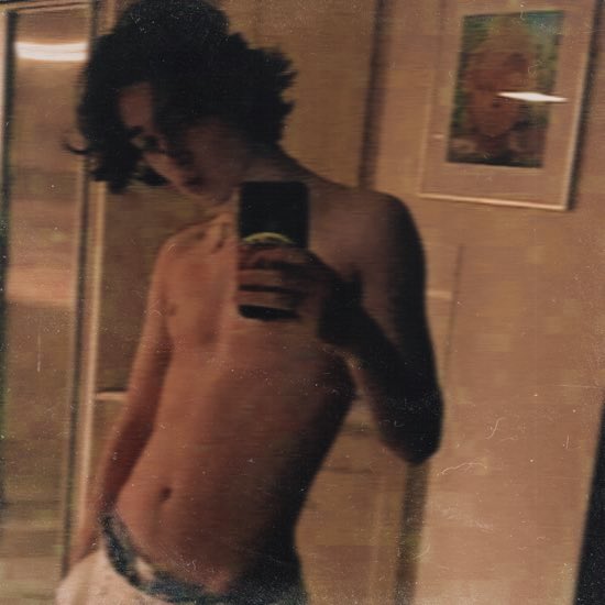 𝗜𝗡𝗦𝗧𝗔𝗚𝗥𝗔𝗠   𝗦𝗧𝗢𝗥𝗜𝗘𝗦

              ≡     ⌕       ⊞      ♡       ○
𝘾𝙝𝙞𝙡𝙡 𝙙𝙖𝙮, 𝙄’𝙢 𝙖 𝙜𝙖𝙮𝙢𝙚𝙧 𝙣𝙤𝙬