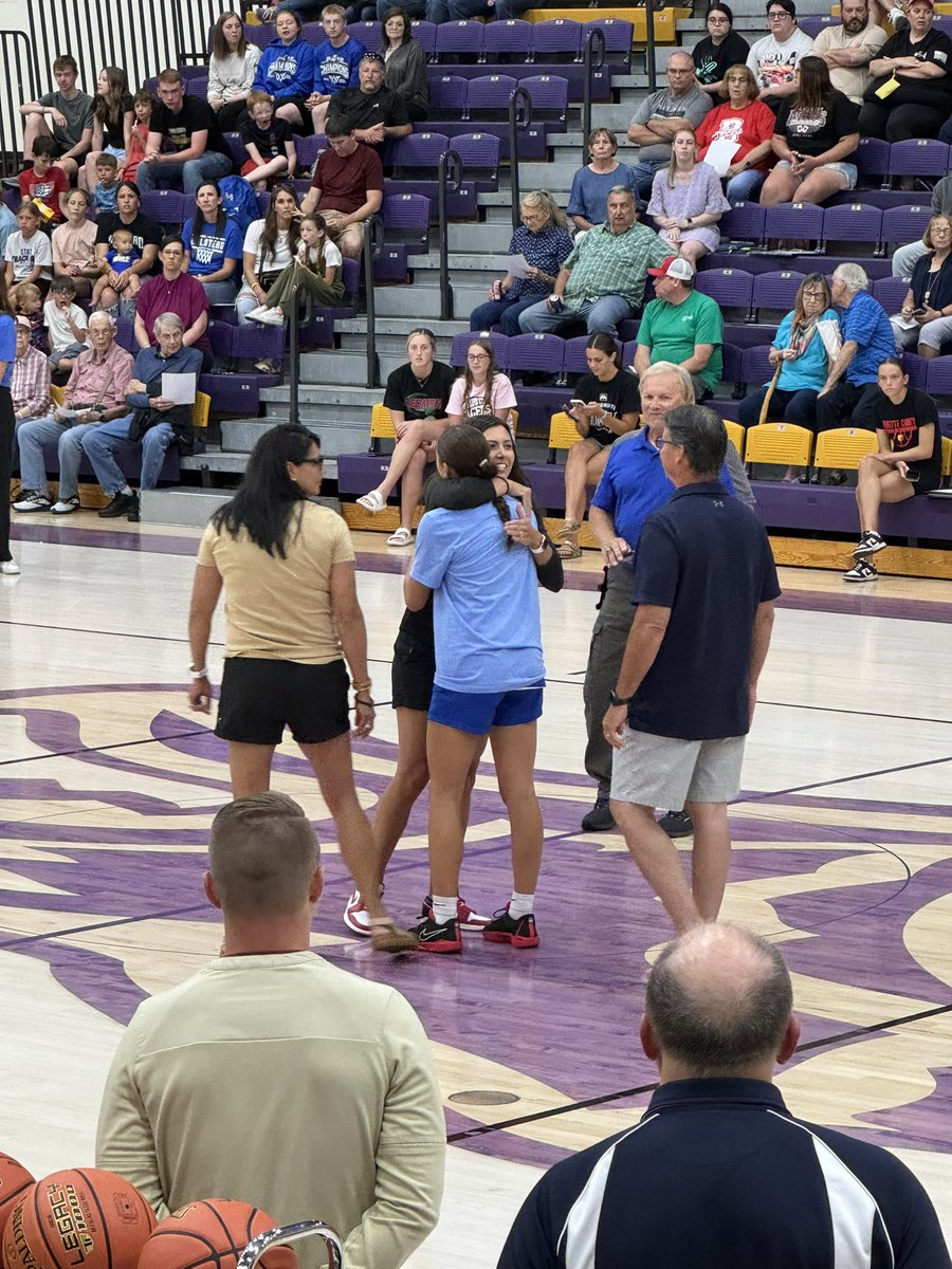 Erin Beck tweet media