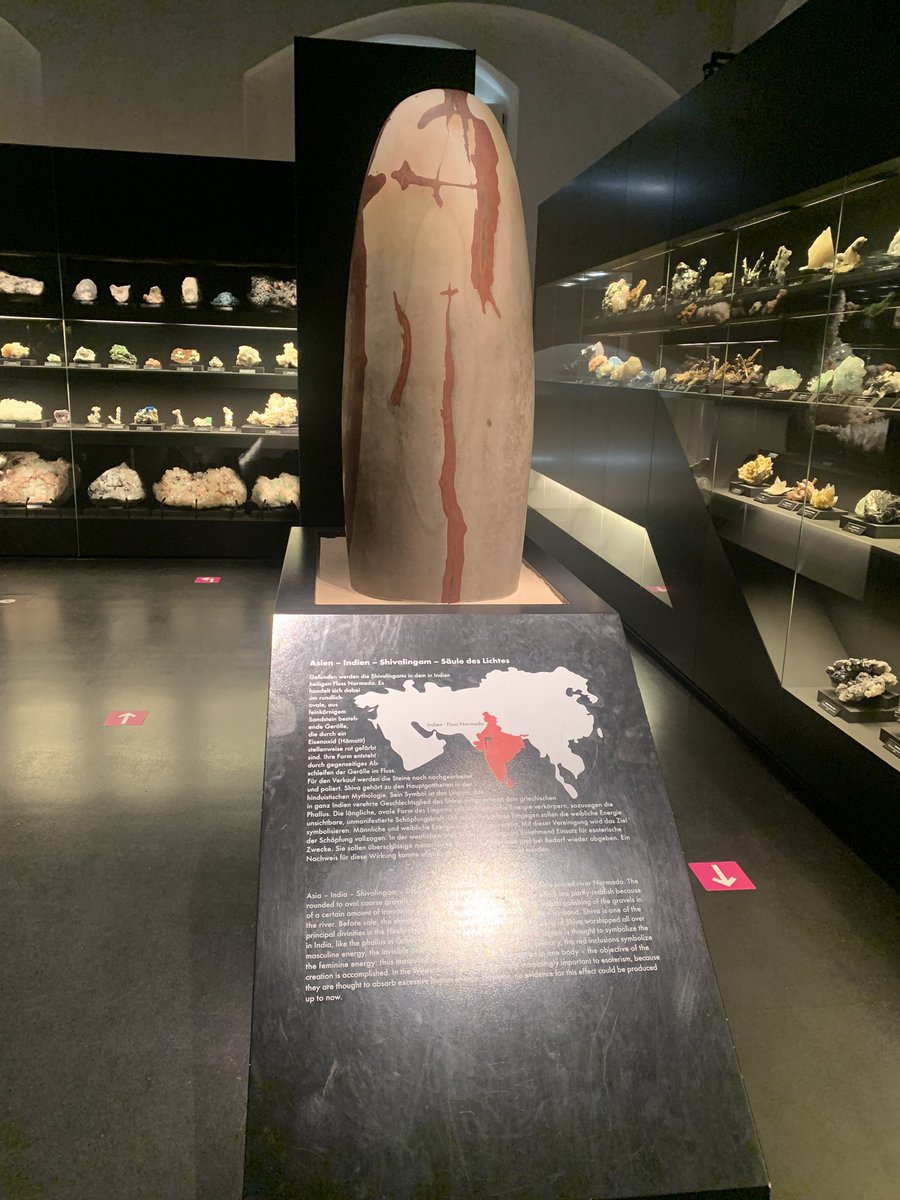 MainMasoom's tweet image. जर्मनी में शिवलिंग के दर्शन हो गये वो भी मेरे ही शहर में और पतिदेव के कार्यस्थल पर ही ! 🙏🏻😍

ॐ नम: शिवाय 🙏🏻🔱🌺