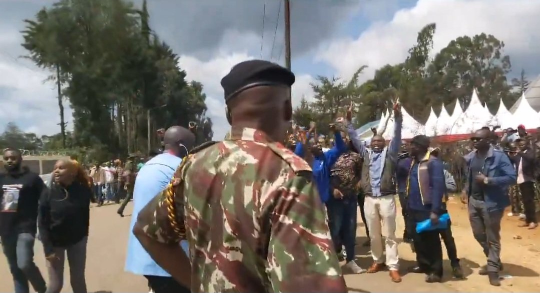 mpkiromo's tweet image. Ruto will have the last laugh 😃. When the revenues start trickling in and the transformation begins to take shape in a few months, Gen Z and others who don't want to pay taxes now will look back and feel ashamed. 

Kenya is ready for take-off.  #Nyahururu