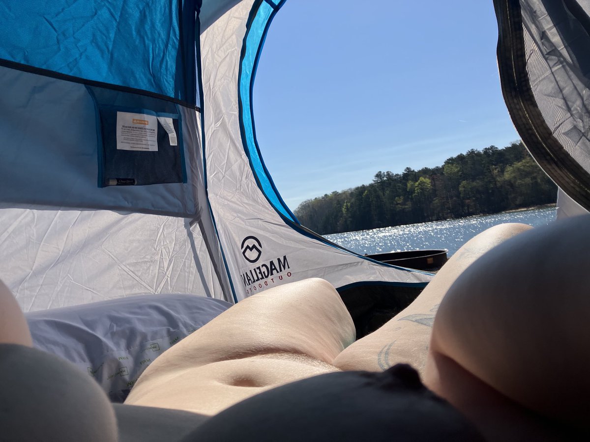 Camping is my favorite 😍 

#camping #suntanning