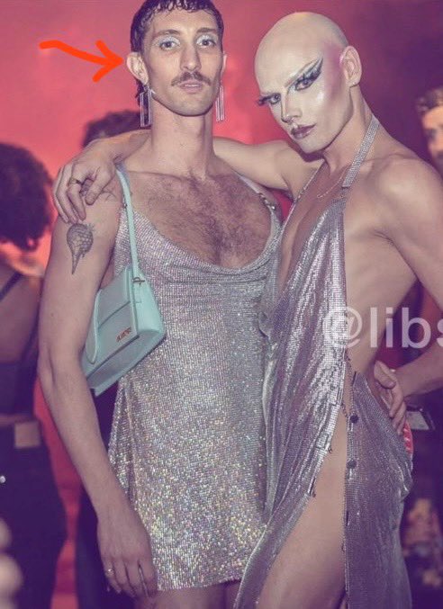 OliLondonTV's tweet image. This is Biden’s new White House Associate Communications Director. 

Tyler Cherry, who identifies as non-binary is: 

• Anti-Israel 

• Pro-Palestinian ‘Resistance’ 

• Anti-Police 

• Anti-Capitalism 

• Pro-BLM 

• Calls to Abolish the Police 

• Supports extreme…