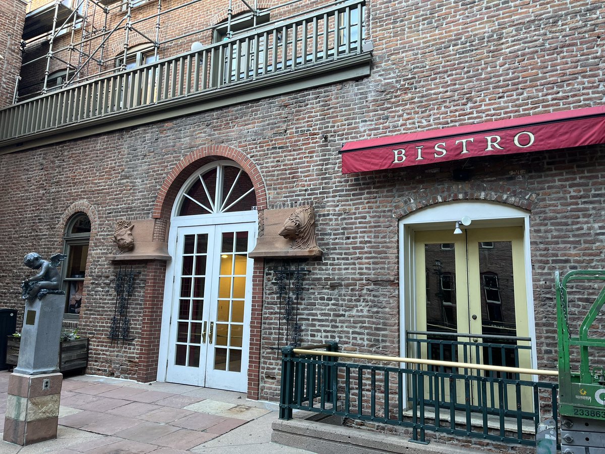 Found this Green Project in Larimer Square! <a href="/Goosechase/">Goosechase</a> <a href="/2GeekyTeachers/">Two GeekyTeachers</a> #ISTELive