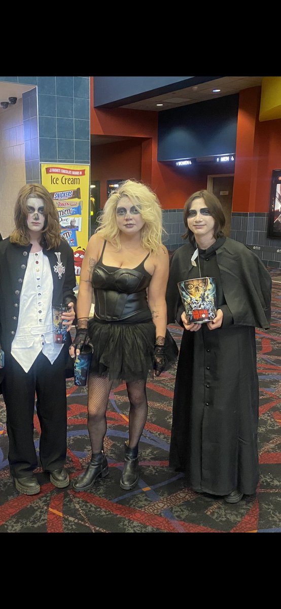 Love4bubby's tweet photo. @thebandGHOST https://t.co/KoOW6PWYbZ