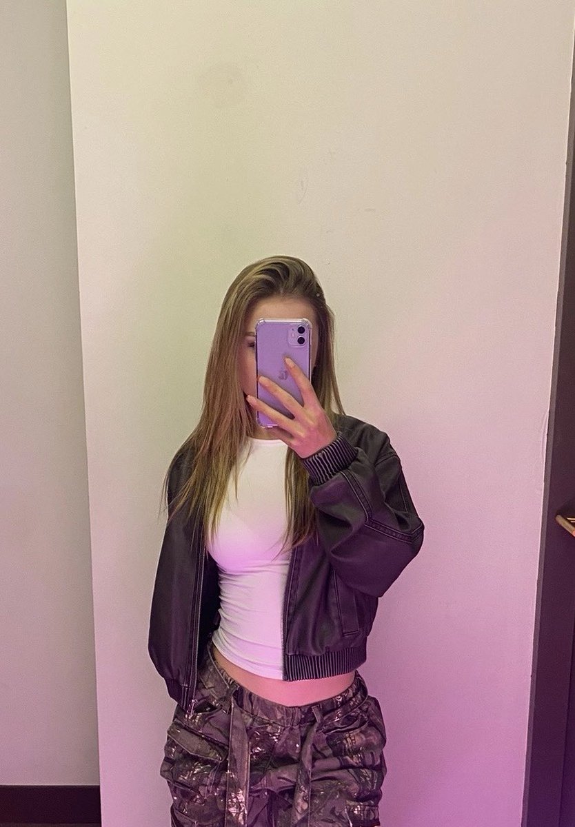 goddessophiestv's tweet photo. #findom https://t.co/kUXZiZbZvD