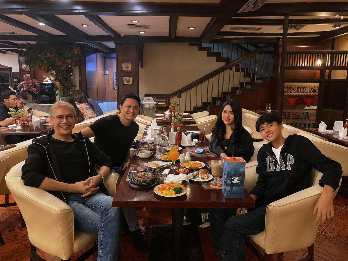 Dinner with Indra Bruggman &amp; Dilla