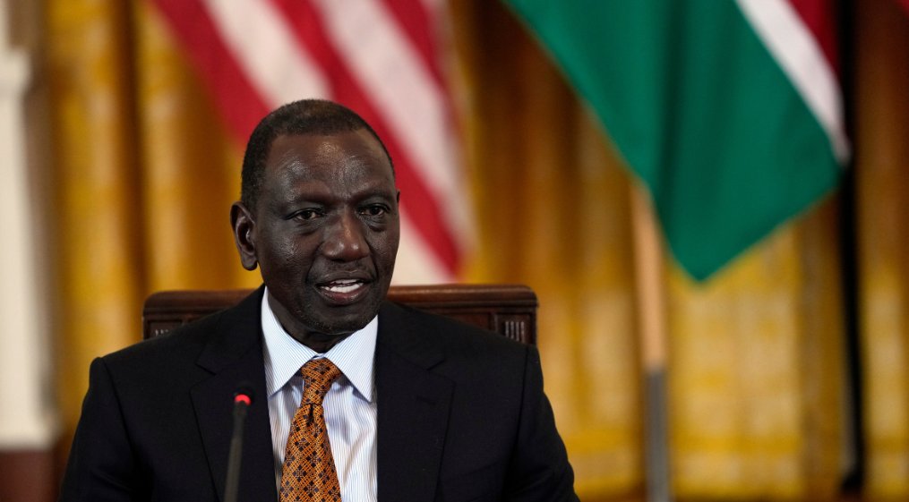 AJEnglish's tweet image. Kenya’s President Ruto agrees ‘for conversation’ with protesters over tax hikes aje.io/nyqp4o