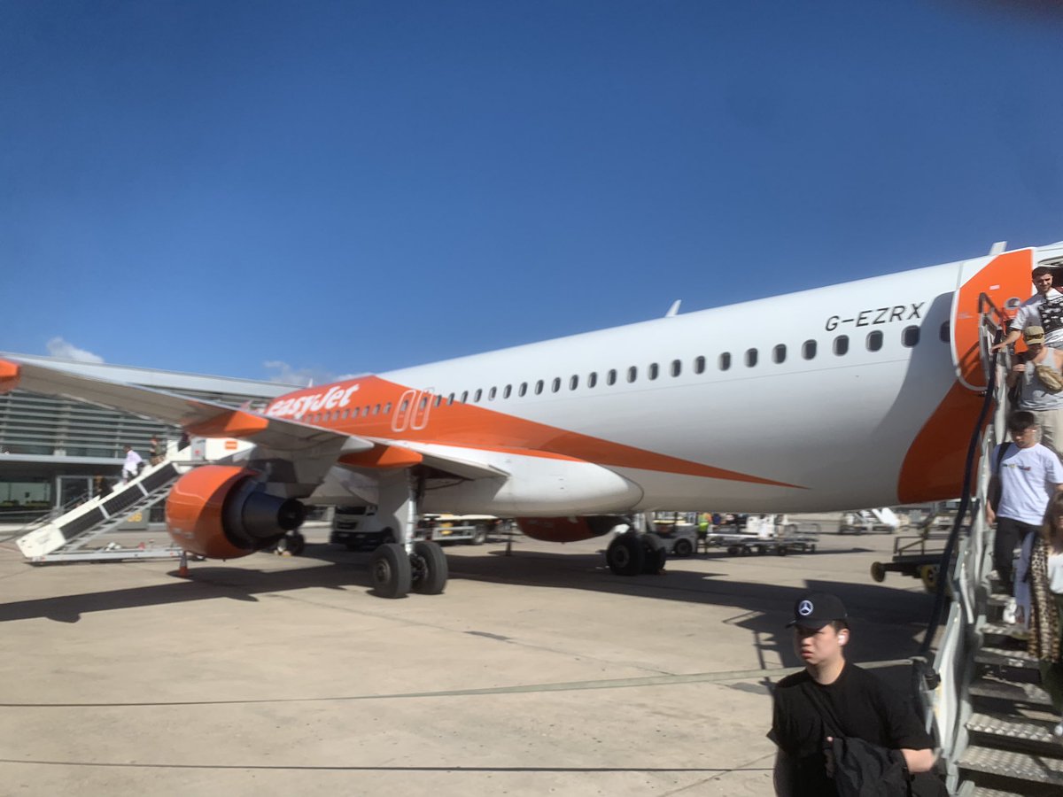 northy_boy's tweet image. Planes, trains and automobiles yesterday… and of course Bruce! Now we fly home… What a weekend! What a show! #worthit #Springsteen #SpringsteenBarcelona