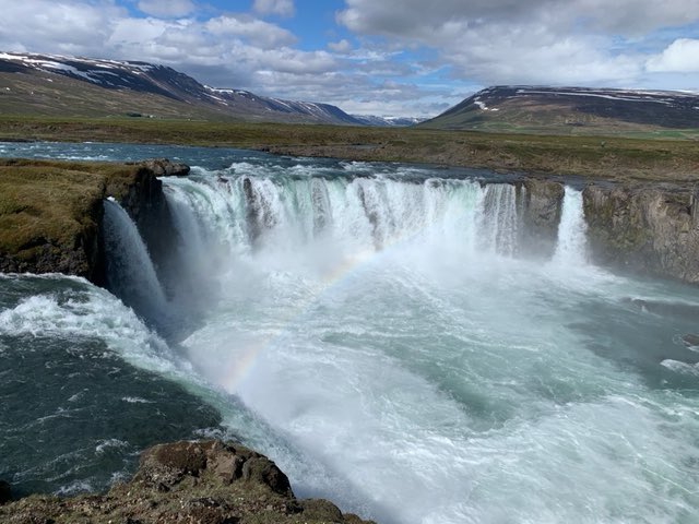 grace_gilling's tweet image. …and more Iceland. Geothermal mudbaths, glacial waterfalls, snow capped mountains, fjords and lava fields.   A sight to behold. #Iceland #timeofmylife