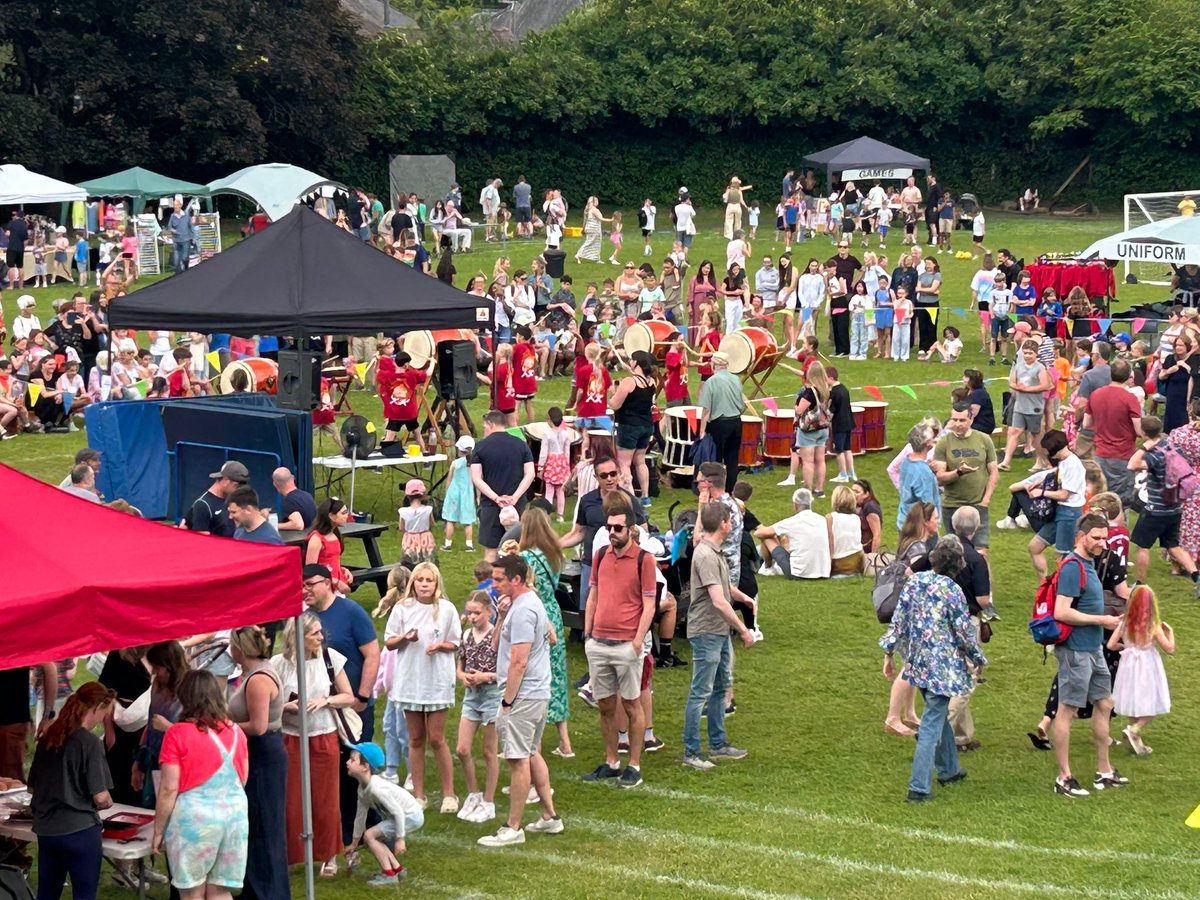 What an incredible turnout for Potters Gate Summer Fair. Well done to our dedicated Friends who organised the event.