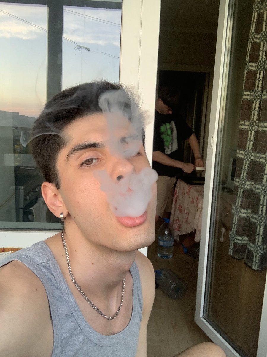 viskarev007's tweet photo. Алкоголь фу сигареты фу #youngboy #twink #lgbt #gay #boy #hotboy #gaytwink #jock #nsfw #muscle https://t.co/rB8Sr3KGk7