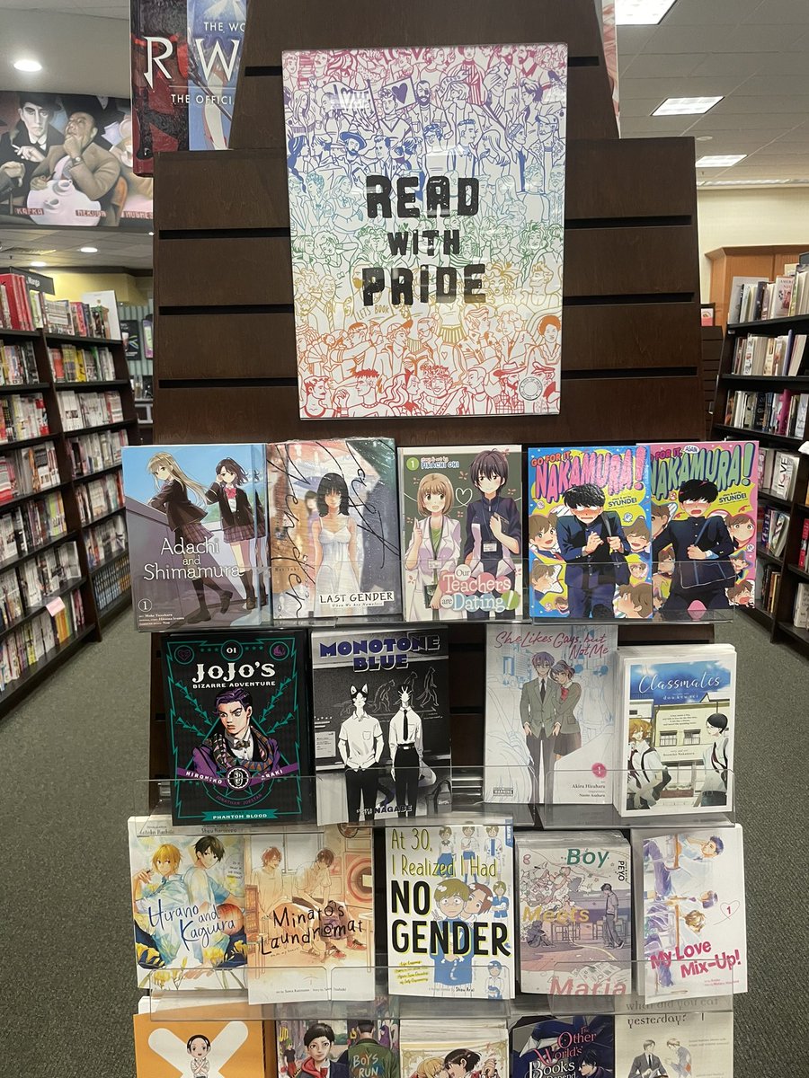diabanges's tweet photo. found at my local barnes n noble 😭 https://t.co/Mc1KK0B7vw