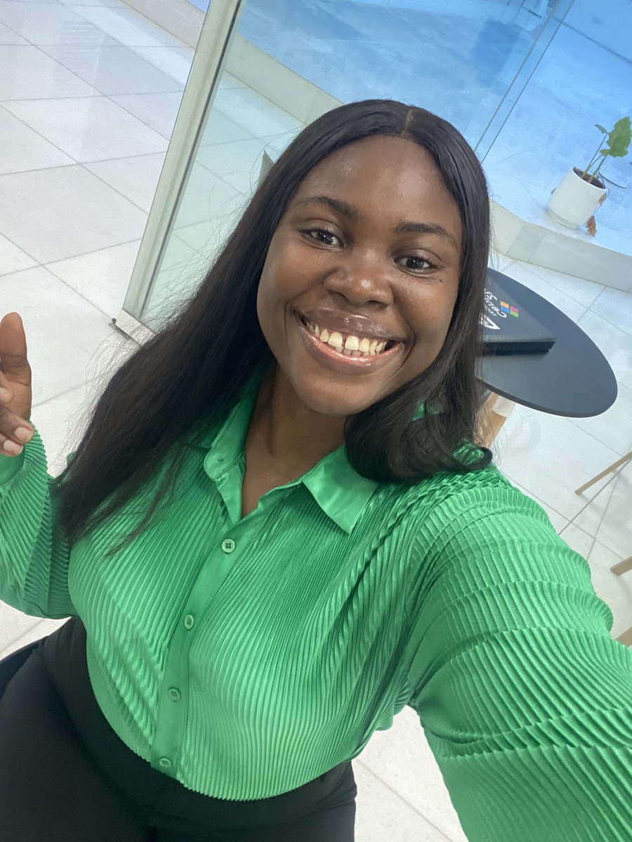 yourfavouritegirl tweet media